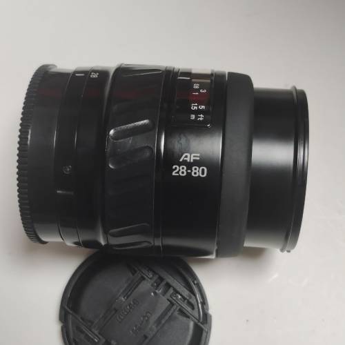 Minolta AF 28-80mm with Macro