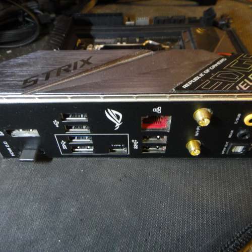 ROG STRIX Z390-I GAMING ITX 主版 (正版Window10Home) Socket 1151 支援8、9代CPU