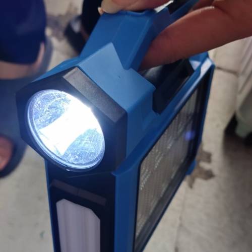 太陽能兩用充電工作燈
