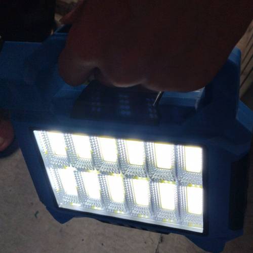 太陽能兩用充電工作燈