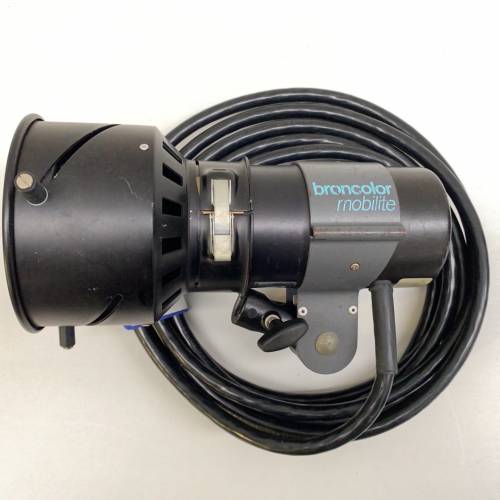 Broncolor Fresnel spot attachment for Mobilite 2 / Picolite