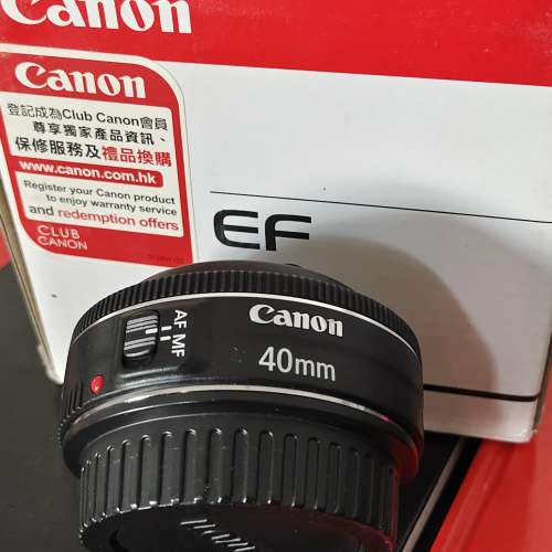 Canon EF 40mm f/2.8 STM（9成半新）