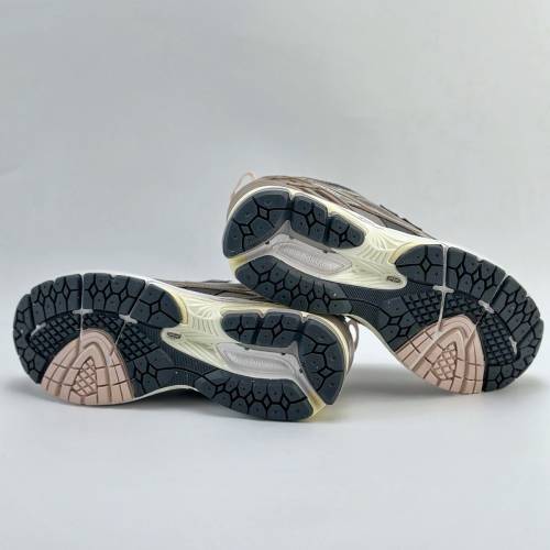 INVINCIBLE x N.HOOLYWOOD x  New Balance 1906U 舒適百搭防滑耐磨 低幫 休閒跑步鞋...