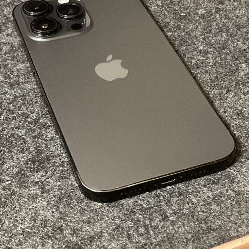iPhone 14 Pro Max 256GB 95% New (with AppleCare+ until 11/11) + 2 Cases