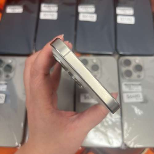 (電子之家，超多高質素Apple 機/iPhone 15 pro/128,256,512gb,1Tb/白色原色藍色黑色...