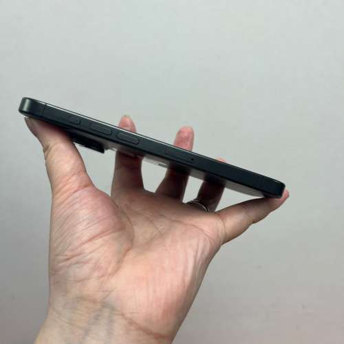 (電子之家，可能係最平既iPhone 15 pro/128gb/黑色，高質企理，性價比高👍🏻)