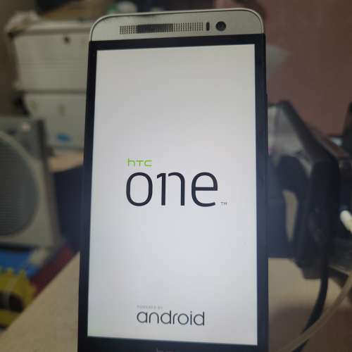 HTC ONE (E8) 白色 單機 801cpu 操作正常 影相聲音靚。可加錢交換其他智能手機