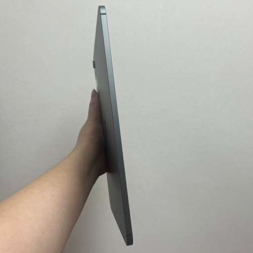 (電子之家，全新高配超靚iPad air5 插卡版，256gb，型格黑色🖤🖤）