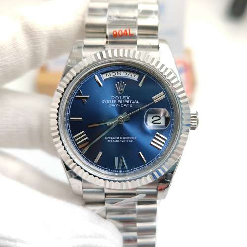 Day Date 40 904L Steel Blue Dial Roman Markers watch