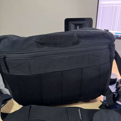 Crumpler kingpin 9000 proper roady 2000