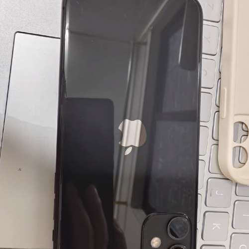 iPhone 11 256G 黑色，雙咭雙待&插卡即用，送原裝殼同鋼化貼