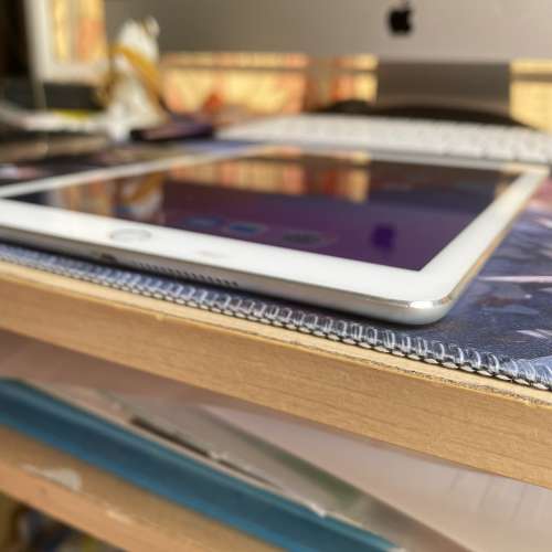 [港行] Apple iPad Air 2 WiFi (16GB) MGLW2ZP/A