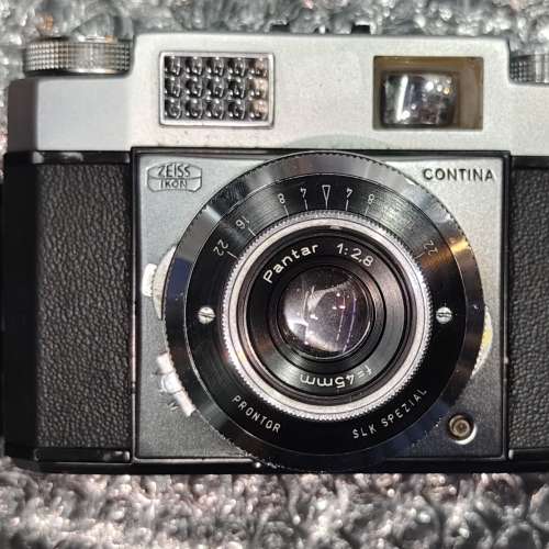 ZEISS Ikon contina 蔡司伊康 菲林機 （ pantar 45/2.8 ）