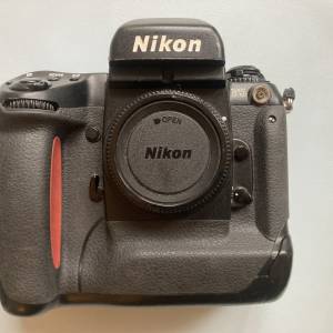 Nikon F5