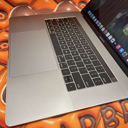 (全港最平i7高配) APPLE Macbook Pro 2018 ver Retina i7 2.2/ 16gb ram/256gb SSD...