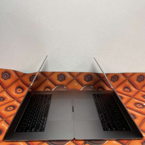 (超抵15寸i7高配) APPLE Macbook Pro 2018 2019 ver Retina i7 2.2/2.6 16gb ram/2...