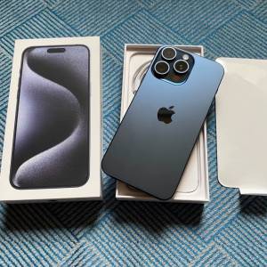 iPhone 15 pro max 256G 藍色 港行，同新機冇乜分別，電池效能100，有盒全套fullest !