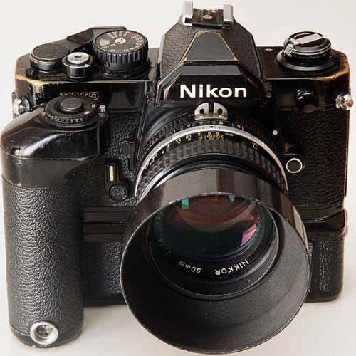Nikon MD-12 捲片器(Motor Drive)支援 FM、FE、FM2、FE2、FM3、FA (令拍攝速度達每...