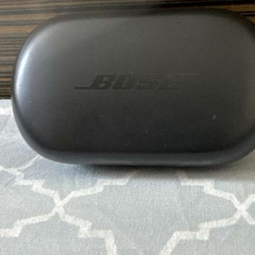 Bose Quiet Comfort藍牙充電盒