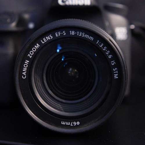 canon 70D +EF-S 18-135mm f 3.5-5.6 IS STM