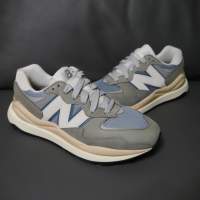 NEW BALANCE 5740 990V6 990 1300JP 580 JP色 HOKA US8.5 GREY M5470LLG 574