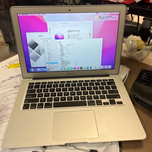 Apple Macbook Air 2015 13吋 超值抵玩之選 Monitor: 13” Cpu: i5,