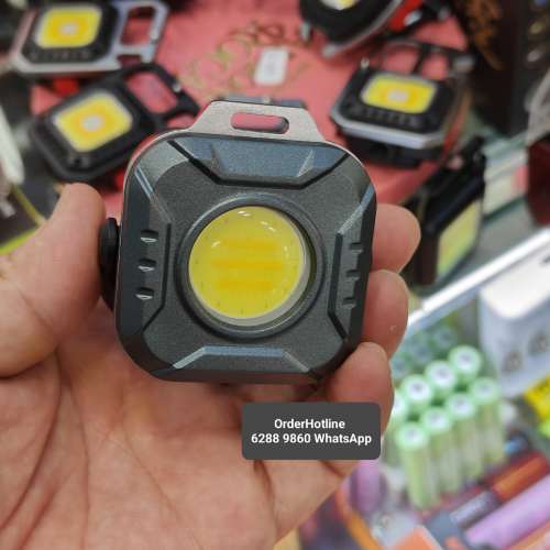 Mini LED Light 500 lumens. 最新版本隨身燈. USB-C直接充電. 長續航時。Rechargea...