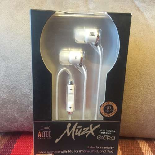 ALTEC LANSING Earphones 3.5mm FREE Bluetooth 白 NEW 全新耳筒送藍牙音樂接收器