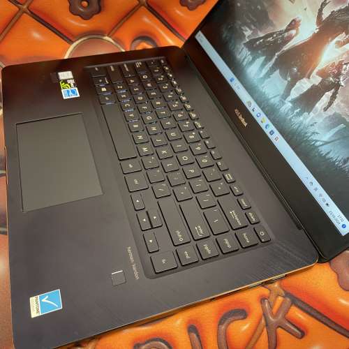 (荃灣實體店)ASUS UX580G i7-8750/ 16,32gb ram /128,512gb ssd/😍GTX1050Ti獨立顯示...