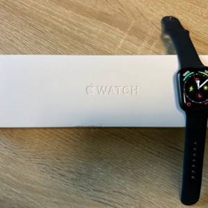 Apple Watch S7 LET 鋁金午夜暗色45mm 行