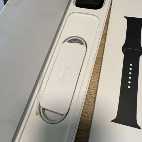 Apple Watch S7 LET 鋁金午夜暗色45mm 行