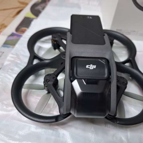 DJI AVATA 1全套出售 (包括：雞腿控制 ）