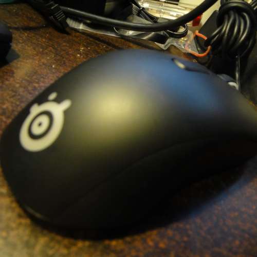 Steelseries Rival 105 電競滑鼠