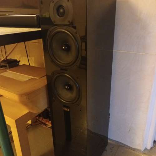 平放Quad 22L 座地喇叭