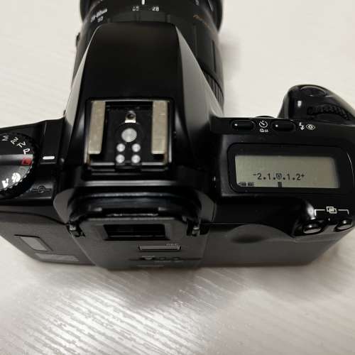 Canon EOS Kiss with Sigma 28-80mm F3.5-5.6 Aspherical Macro EF Lens 菲林相機