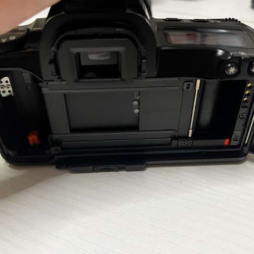 Canon EOS Kiss with Sigma 28-80mm F3.5-5.6 Aspherical Macro EF Lens 菲林相機