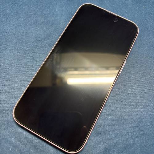 剩半年保養 IPHONE 15 128GB 粉 保養至25/04/27