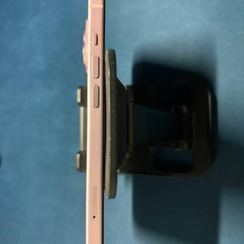 剩半年保養 IPHONE 15 128GB 粉 保養至25/04/27