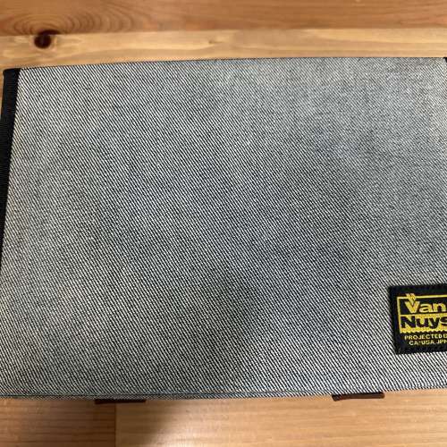 VanNuys 牛仔布6格耳機盒