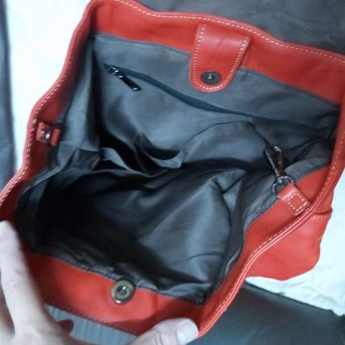 全 新 SOLER 紅 色 小 牛 皮 背 囊