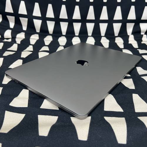 ‼️MacBook pro 2019加強版 i7 4Core 2.8Ghz 16gram+256gssd 13''吋 2Kmon熒幕 連...