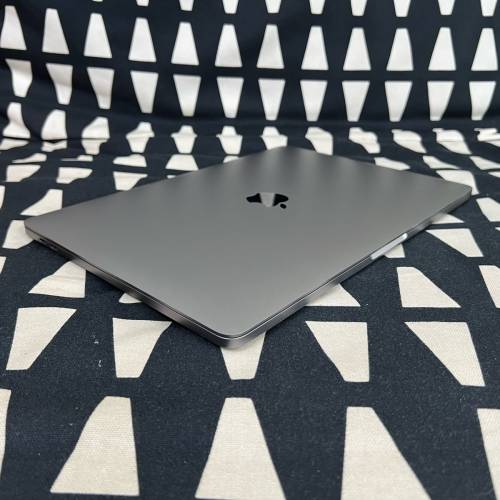 ‼️MacBook pro 2018加強版 i7 4Core 2.7Ghz 16gram+512gssd 13''吋 2Kmon熒幕 連...