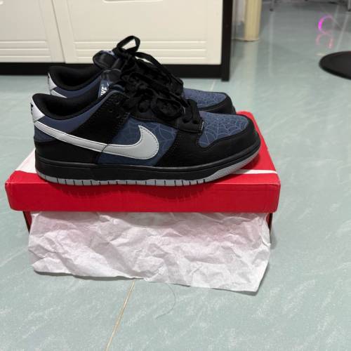 Nike Dunk Low GS 黑蜘蛛 (HQ3815-001)
