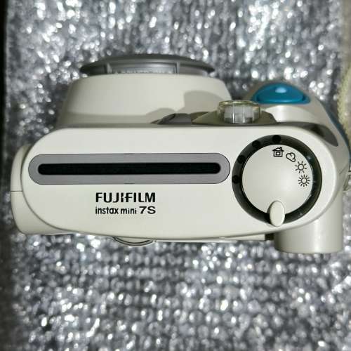 Fujifilm 7S(閃紅燈)