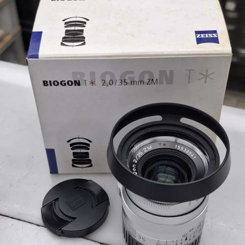 ZEISS CARL ZEISS BIOGON 35MM F2 T* ZM 95% NEW LEICA M MOUNT