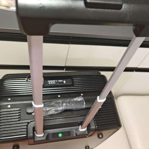 黑色超輕拉杆旅行喼商務行李箱30×36cm 配360度萬向輪