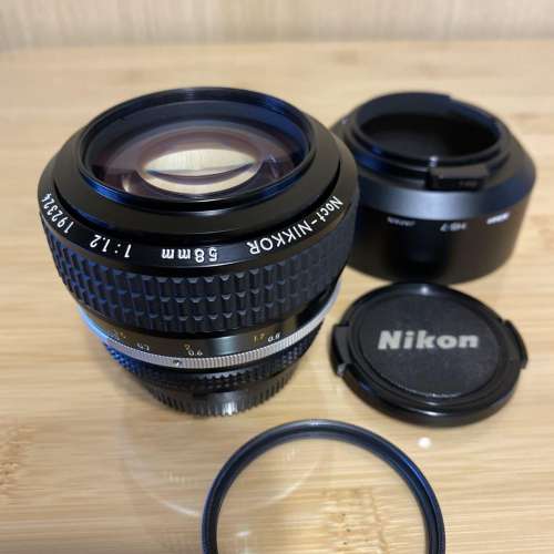 nikon noct 58mm f1.2 夜神