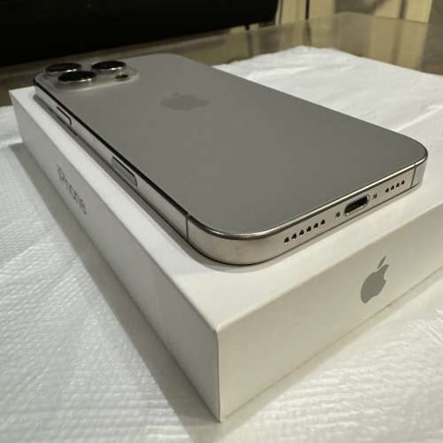 iPhone 16 Pro Max Natural Titanium 原色鈦金屬 256GB