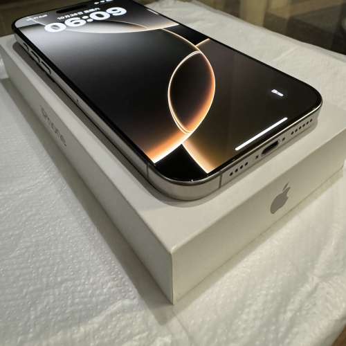 iPhone 16 Pro Max Natural Titanium 原色鈦金屬 256GB