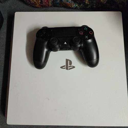 PS4 Pro 7106B - 1TB，1手制